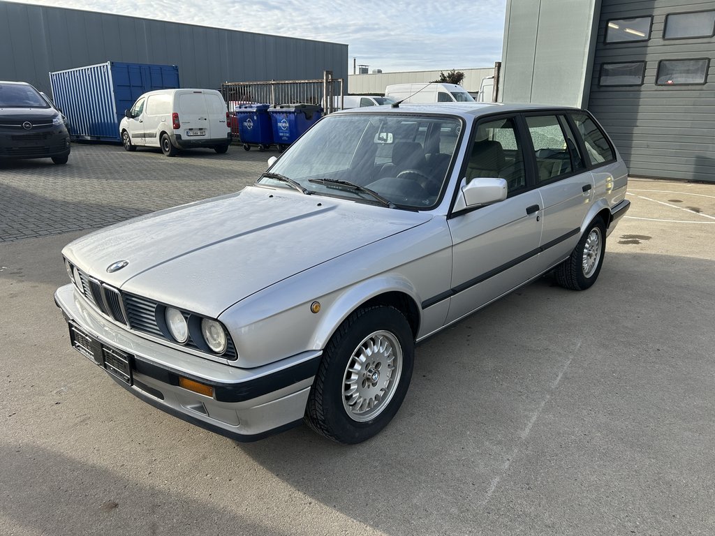 BMW 318i Touring | 1993 | Route 66 Auctions