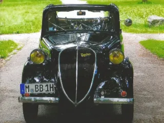 Foto 3 di 8: Simca 5 | 1946 | Route 66 Auctions