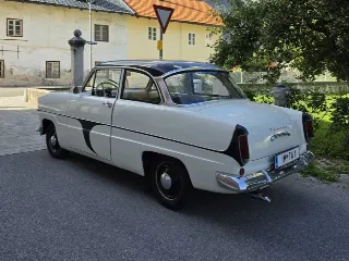Foto 5 di 8: Ford Taunus 12M | 1961 | Route 66 Auctions