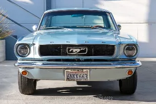 Foto 3 di 24: 1966 Ford Mustang