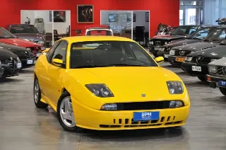 Foto 1 di 30: Fiat Coupe 2.0 i.e. turbo 16V Plus CRS meccanica totalmente revisionata