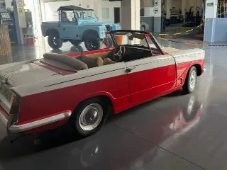 Foto 6 di 8: Triumph Herald 1200 | 1961 | Route 66 Auctions
