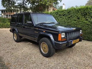 Foto 1 di 8: Jeep Cherokee XJ Limited | 1990 | Route 66 Auctions
