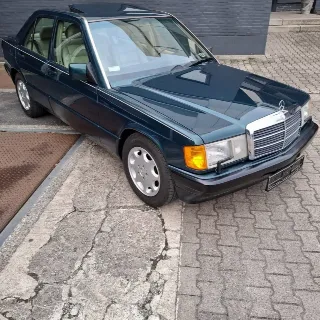 Foto 4 di 8: Mercedes-Benz 190 E 2.3 Limited Edition | 1993 | Route 66 Auctions