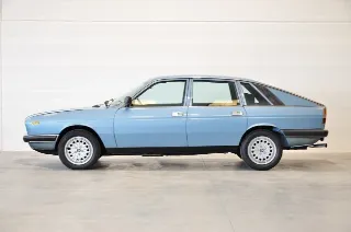 Foto 4 di 30: Lancia Gamma 2.0