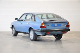 Foto 5 di 30: Lancia Gamma 2.0