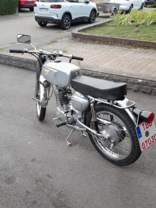 Foto 6 di 8: Moto Morini Corsaro | 1962 | Route 66 Auctions