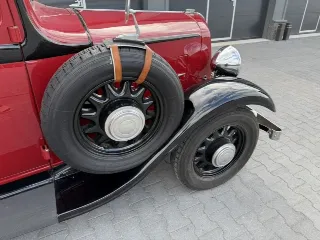 Foto 7 di 8: Renault Monaquatre | 1934 | Route 66 Auctions