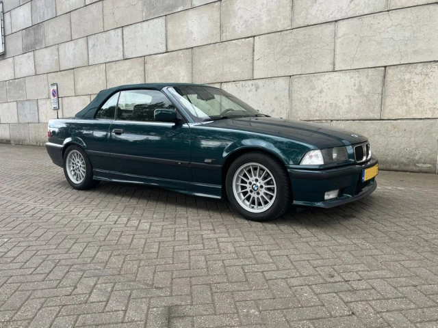 BMW 325i | 1995 | Route 66 Auctions