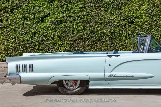 Foto 11 di 24: 1960 Ford Thunderbird