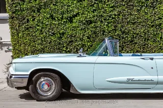 Foto 12 di 24: 1960 Ford Thunderbird