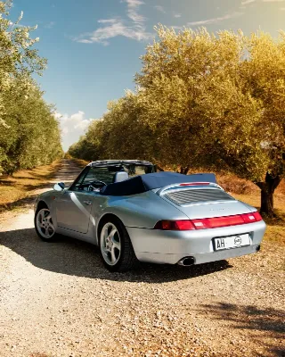 Foto 9 di 10: Porsche 993 Cabrio Carrera 4 | 1995