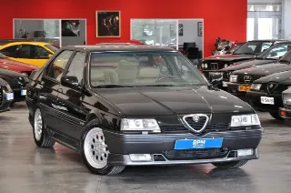 Foto 1 di 30: Alfa Romeo 164 3.0i V6 24V cat Q4 Recaro