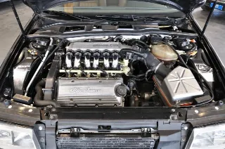 Foto 21 di 30: Alfa Romeo 164 3.0i V6 24V cat Q4 Recaro