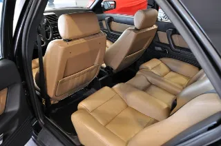 Foto 25 di 30: Alfa Romeo 164 3.0i V6 24V cat Q4 Recaro