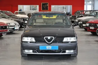Foto 3 di 30: Alfa Romeo 164 3.0i V6 24V cat Q4 Recaro