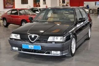 Foto 4 di 30: Alfa Romeo 164 3.0i V6 24V cat Q4 Recaro