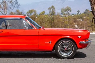 Foto 11 di 24: 1965 Ford Mustang