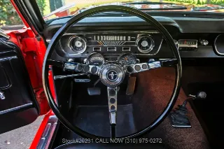 Foto 21 di 24: 1965 Ford Mustang
