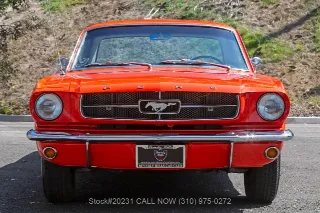 Foto 3 di 24: 1965 Ford Mustang