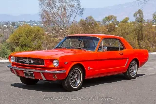 Foto 9 di 24: 1965 Ford Mustang