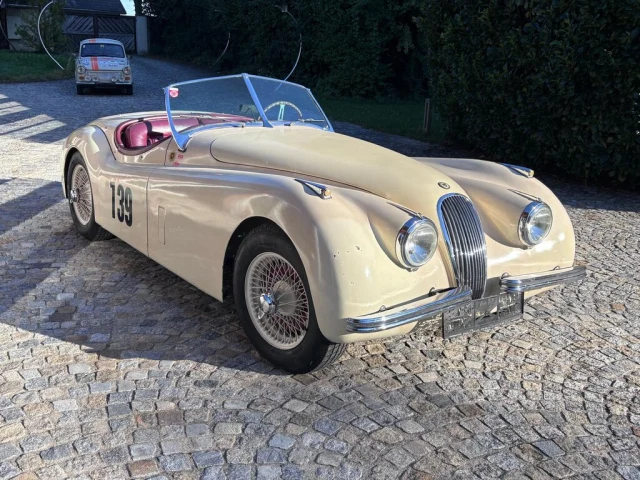 Jaguar XK120 OTS | 1952 | Route 66 Auctions