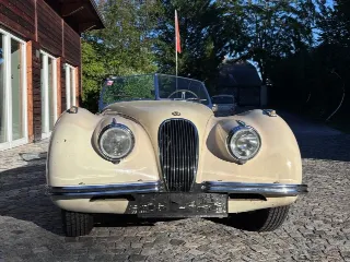 Foto 3 di 8: Jaguar XK120 OTS | 1952 | Route 66 Auctions