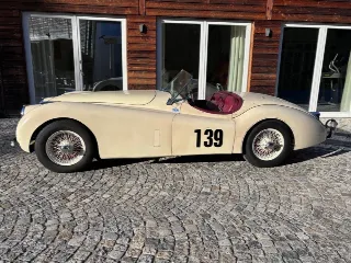 Foto 7 di 8: Jaguar XK120 OTS | 1952 | Route 66 Auctions