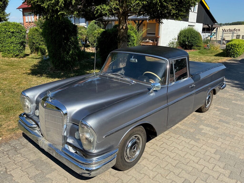 Mercedes-Benz 220 SE | 1963 | Route 66 Auctions