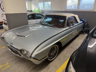 Foto 4 di 9: Ford Thunderbird | 1963 | Route 66 Auctions