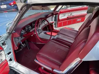 Foto 8 di 9: Ford Thunderbird | 1963 | Route 66 Auctions