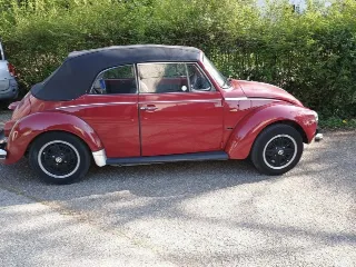 Foto 7 di 8: Volkswagen Beetle Cabriolet | 1975 | Route 66 Auctions