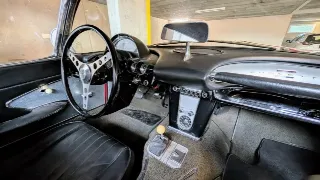 Foto 2 di 8: Chevrolet Corvette C1 | 1960 | Route 66 Auctions