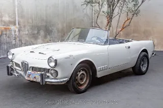Foto 8 di 24: 1962 Alfa Romeo 2000