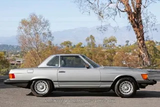 Foto 16 di 24: 1984 Mercedes Benz 380SL
