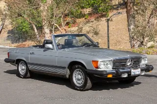 Foto 3 di 24: 1984 Mercedes Benz 380SL