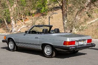 Foto 7 di 24: 1984 Mercedes Benz 380SL
