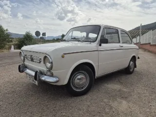 Foto 6 di 8: Seat 850 | 1966 | Route 66 Auctions