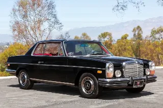 Foto 1 di 24: 1972 Mercedes Benz 250C 2.8L