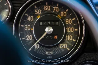 Foto 22 di 24: 1972 Mercedes Benz 250C 2.8L