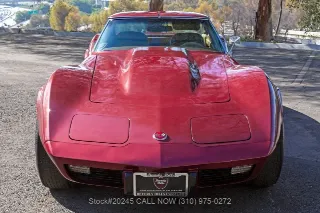 Foto 10 di 24: 1975 Chevrolet Corvette