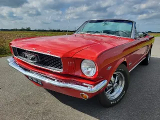 Foto 8 di 8: Ford Mustang Cabriolet | 1966 | Route 66 Auctions