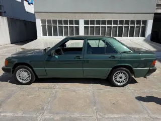 Foto 4 di 8: Mercedes-Benz 190 E 1.8 | 1992 | Route 66 Auctions