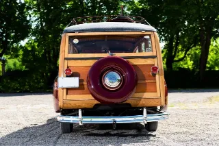 Foto 8 di 8: Ford Super De Luxe Station Wagon | 1941 | Route 66 Auctions