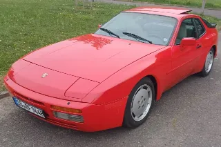 Foto 4 di 8: Porsche 944 Turbo | 1987 | Route 66 Auctions