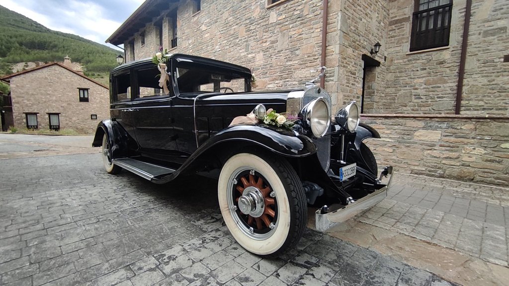Cadillac Series 355-A Town Sedan | 1931 | Route 66 Auctions