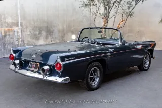 Foto 5 di 24: 1955 Ford Thunderbird