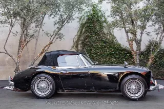 Foto 10 di 24: 1964 Austin Healey 3000