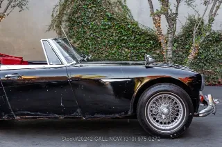 Foto 16 di 24: 1964 Austin Healey 3000