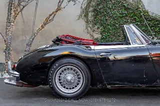 Foto 17 di 24: 1964 Austin Healey 3000